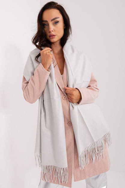  Shawl model 187611 AT 