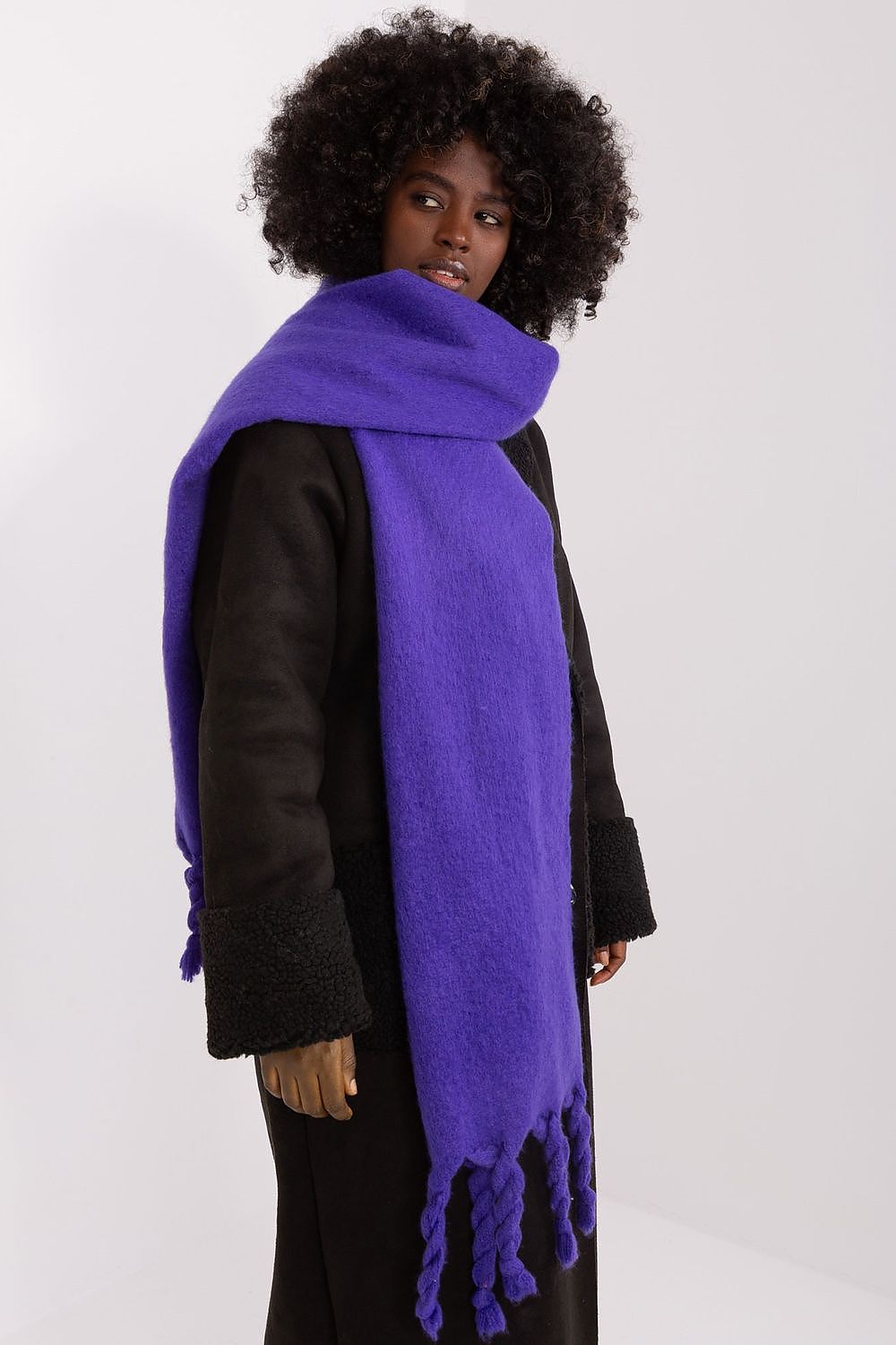  Shawl model 190586 AT 