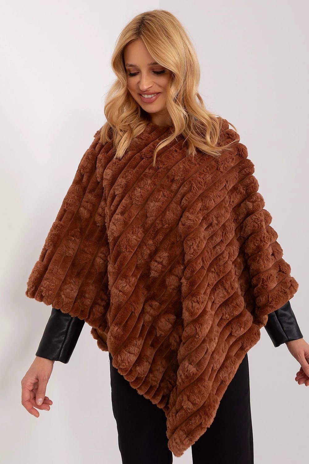 Poncho AT Comfort With Textured Fabric For Daily Wear by AT