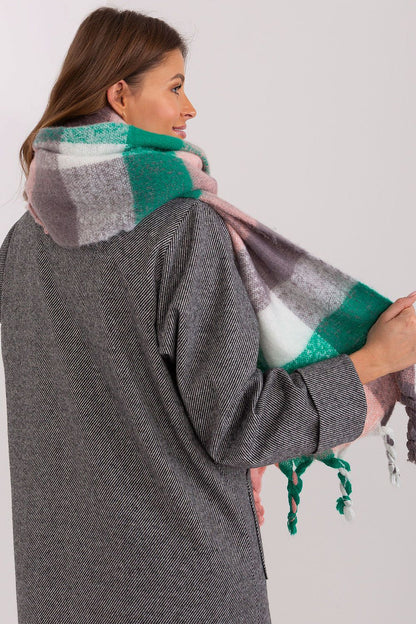  Shawl model 191704 AT 