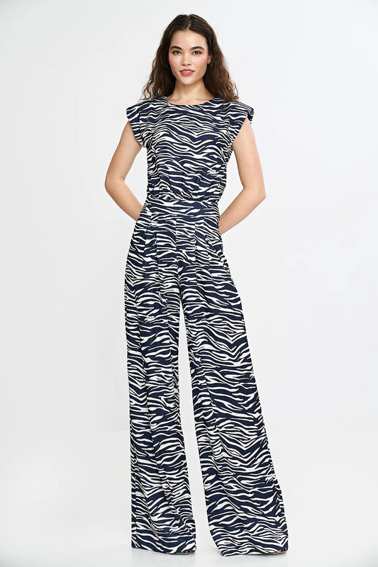 Suit Nife Jumpsuit - Stylish Regular Fit with Boat Neckline, Shoulder Pads and Wide Palazzo Trousers by Nife