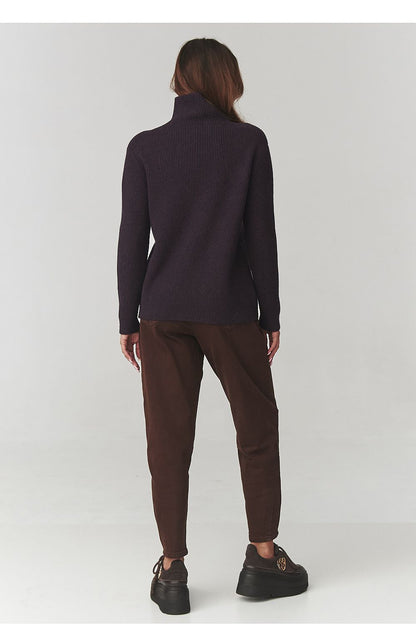 Turtleneck Makadamia by Makadamia