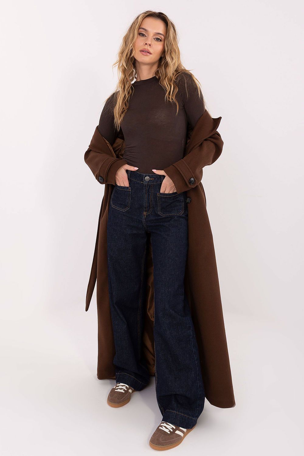 Coat Factory Women's Long Polyester Coat - Elegant Design with Lapels and Double-Breasted Closure for Transitional Seasons by Factory Price