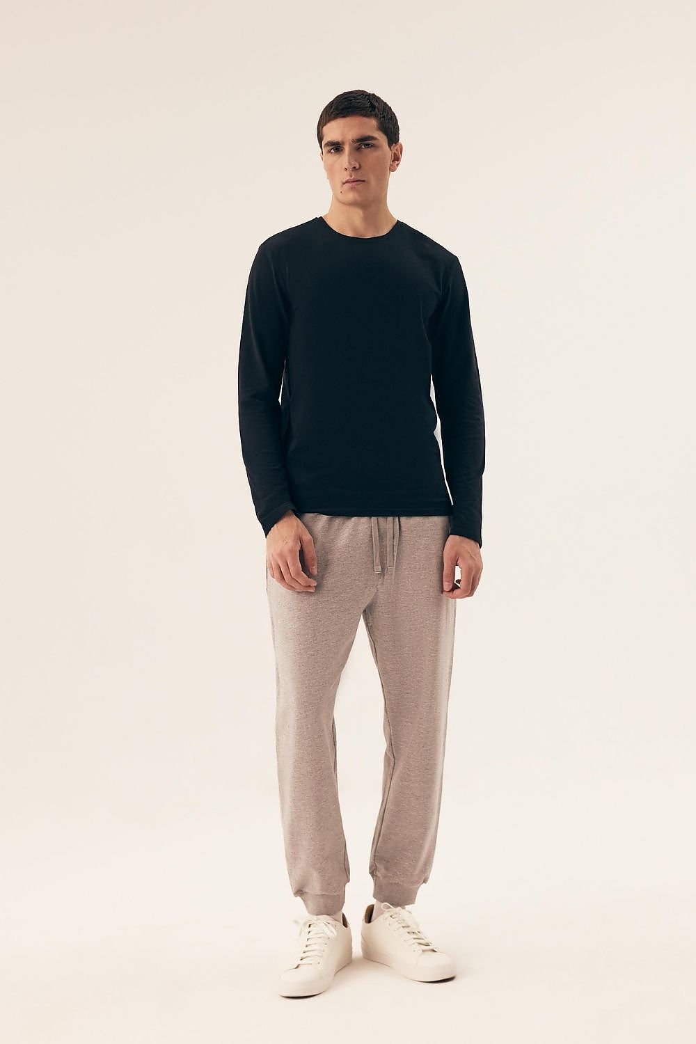 Henderson Men's 2-Pack Long Sleeve Round Neck Undershirt - Soft Comfortable Fabric for Everyday Wear and High Comfort by Henderson