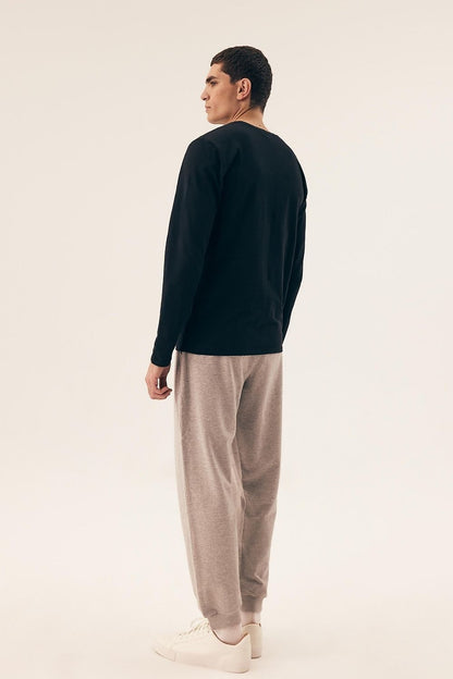 Henderson Men's 2-Pack Long Sleeve Round Neck Undershirt - Soft Comfortable Fabric for Everyday Wear and High Comfort by Henderson