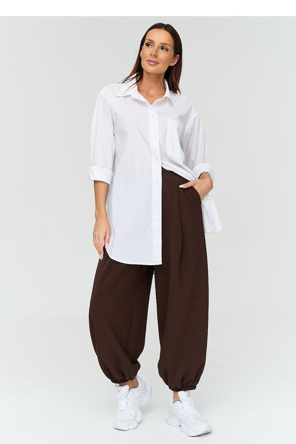  Harem trousers model 231996 Makadamia 