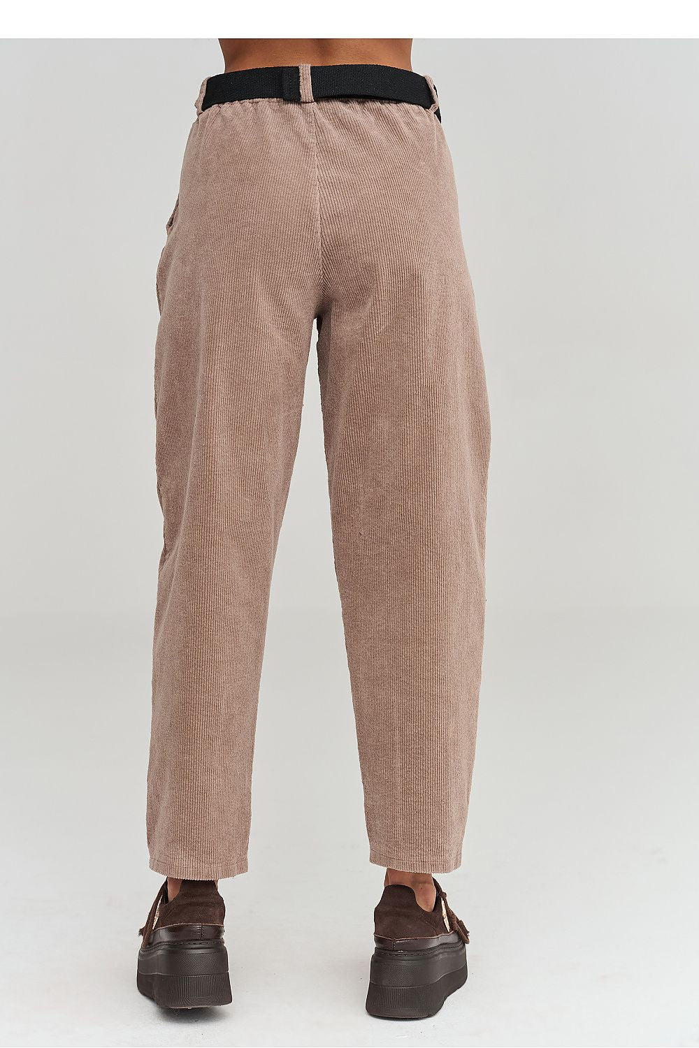  corduroy trousers model 232015 Makadamia 