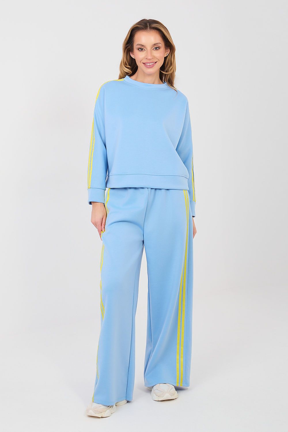 Side-Line Rhythm Sweatshirt & Pants Set