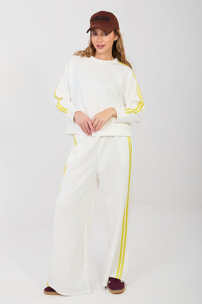 Side-Line Rhythm Sweatshirt & Pants Set