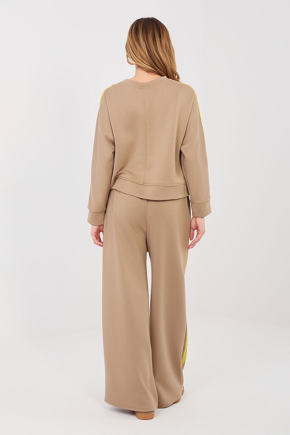 Side-Line Rhythm Sweatshirt & Pants Set