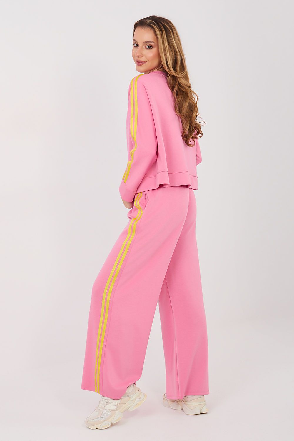 Side-Line Rhythm Sweatshirt & Pants Set