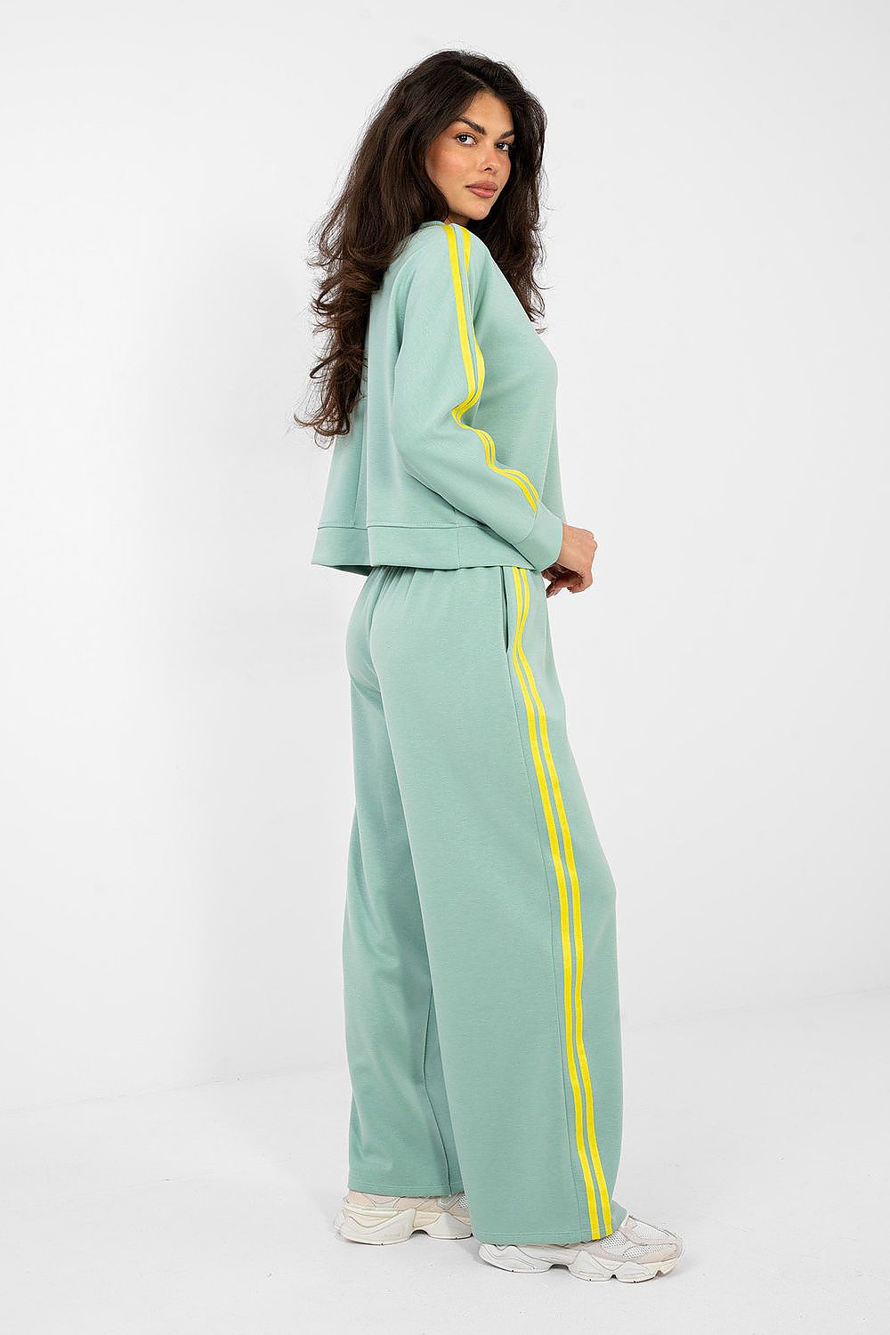 Side-Line Rhythm Sweatshirt & Pants Set