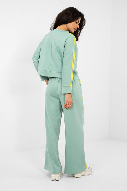 Side-Line Rhythm Sweatshirt & Pants Set