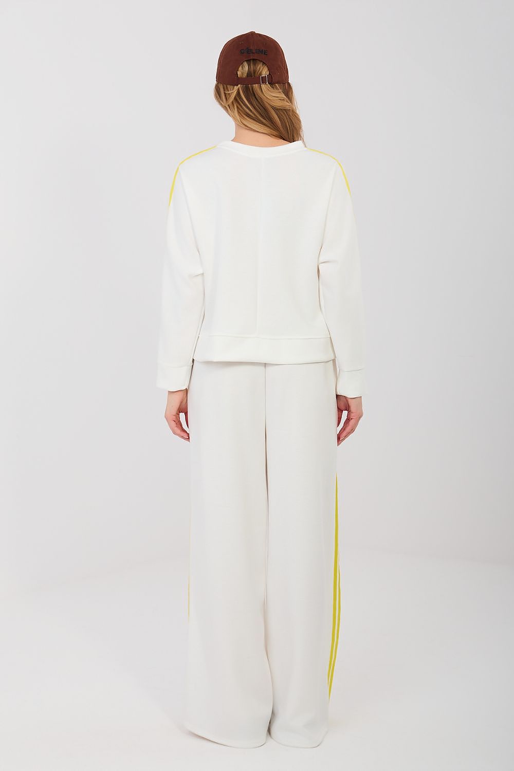 Side-Line Rhythm Sweatshirt & Pants Set