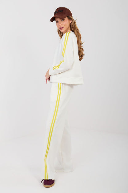 Side-Line Rhythm Sweatshirt & Pants Set