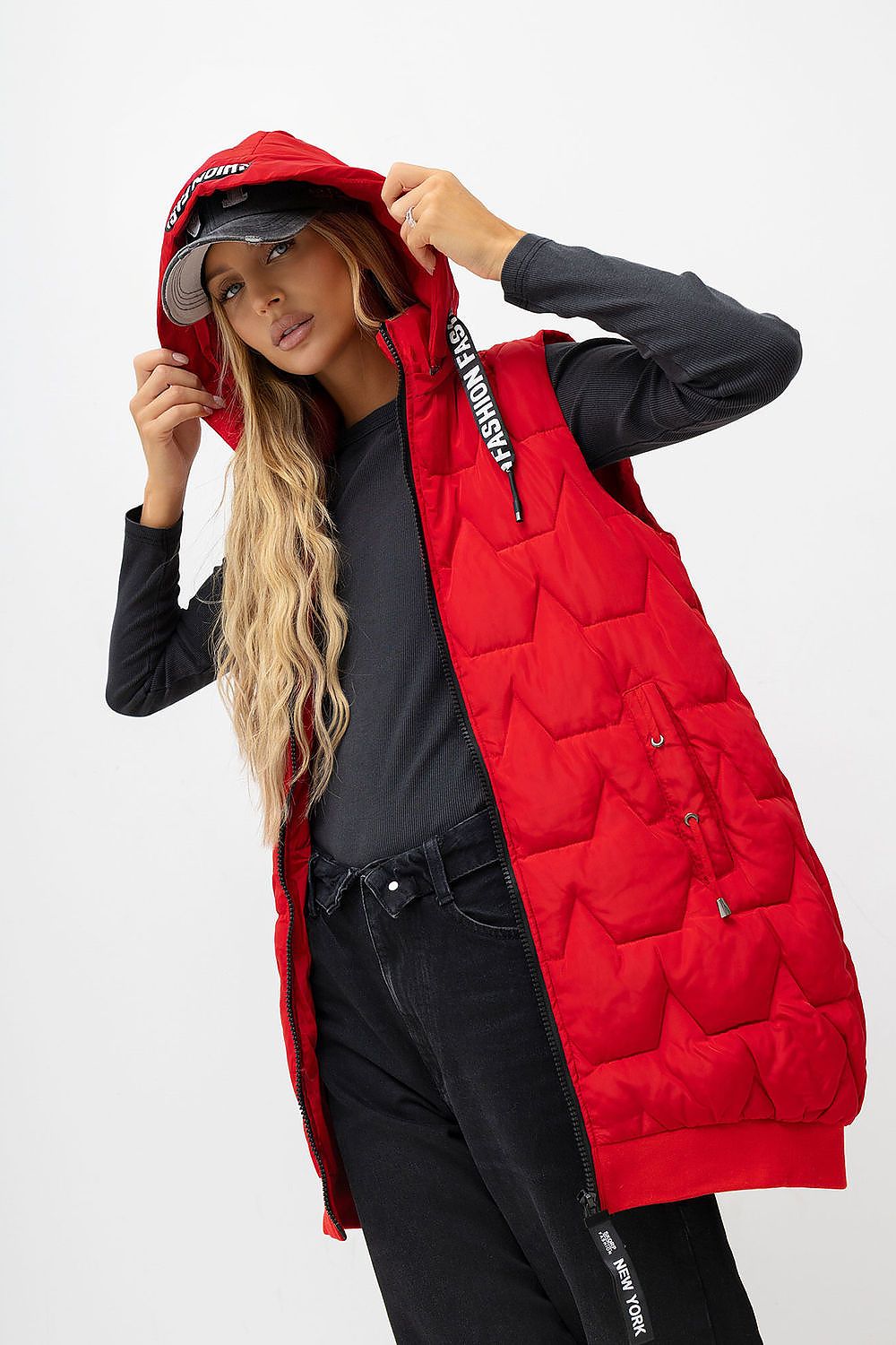 Scarlet Traverse Long Quilted Vest – Red — product photograph