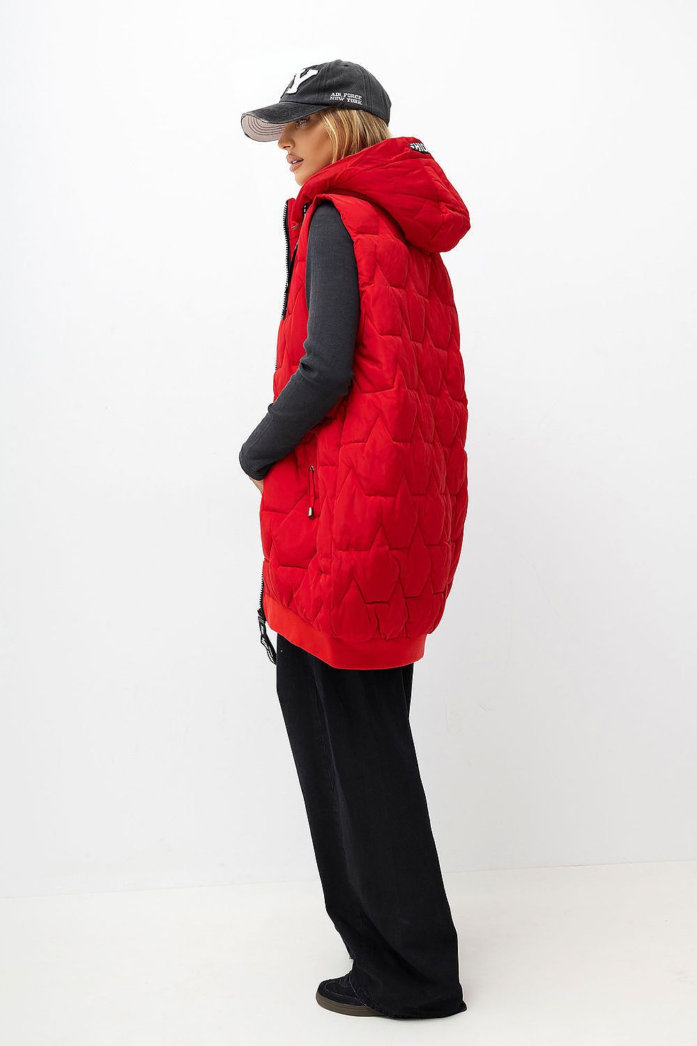 Scarlet Traverse Long Quilted Vest – Red — product photograph