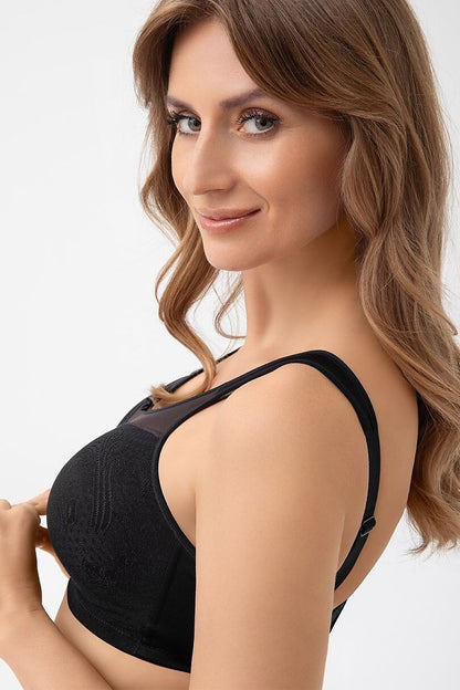 Smooth Interlude Black Wire-Free Cup Bra — product photograph