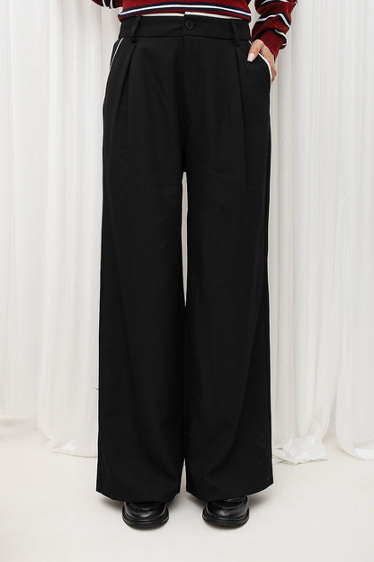 Afterword Pleated Wide-Leg Pants – Black — view 1