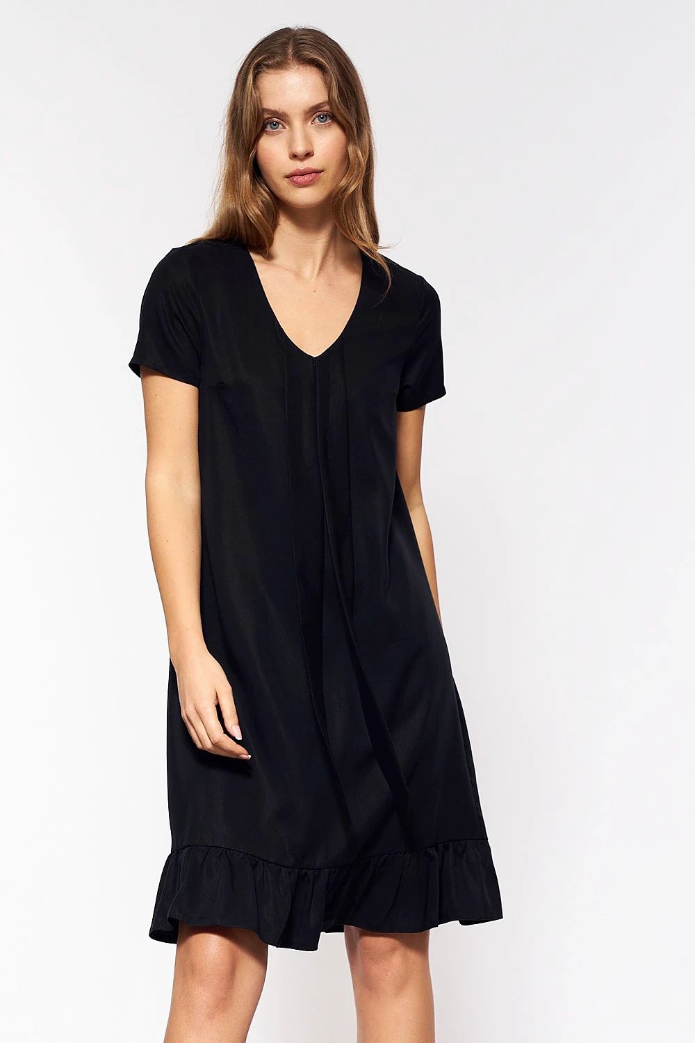 Nife Daydress Model 164547 - Loose Viscose Dress for Warm Days with Versatile Styling by Nife