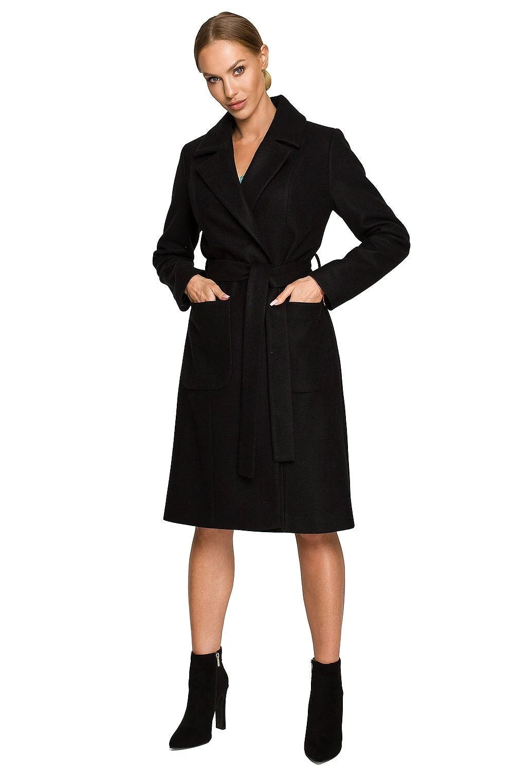 Coat Moe by Moe