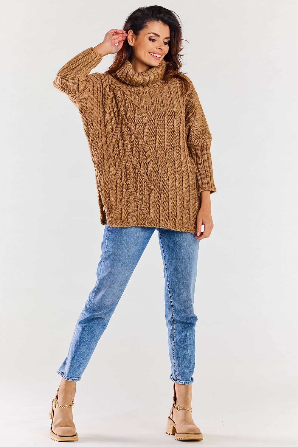  Turtleneck model 173937 awama 