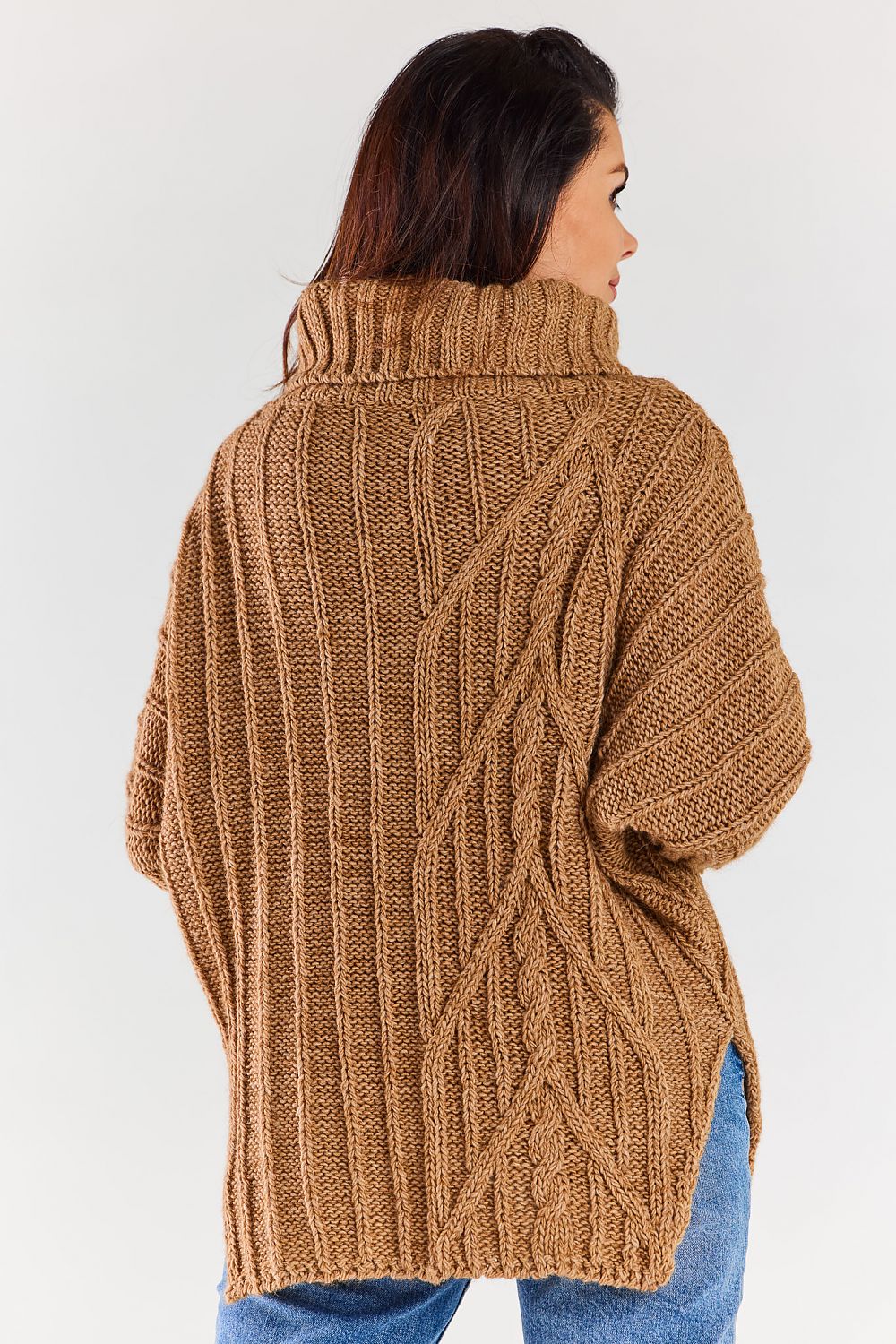  Turtleneck model 173937 awama 