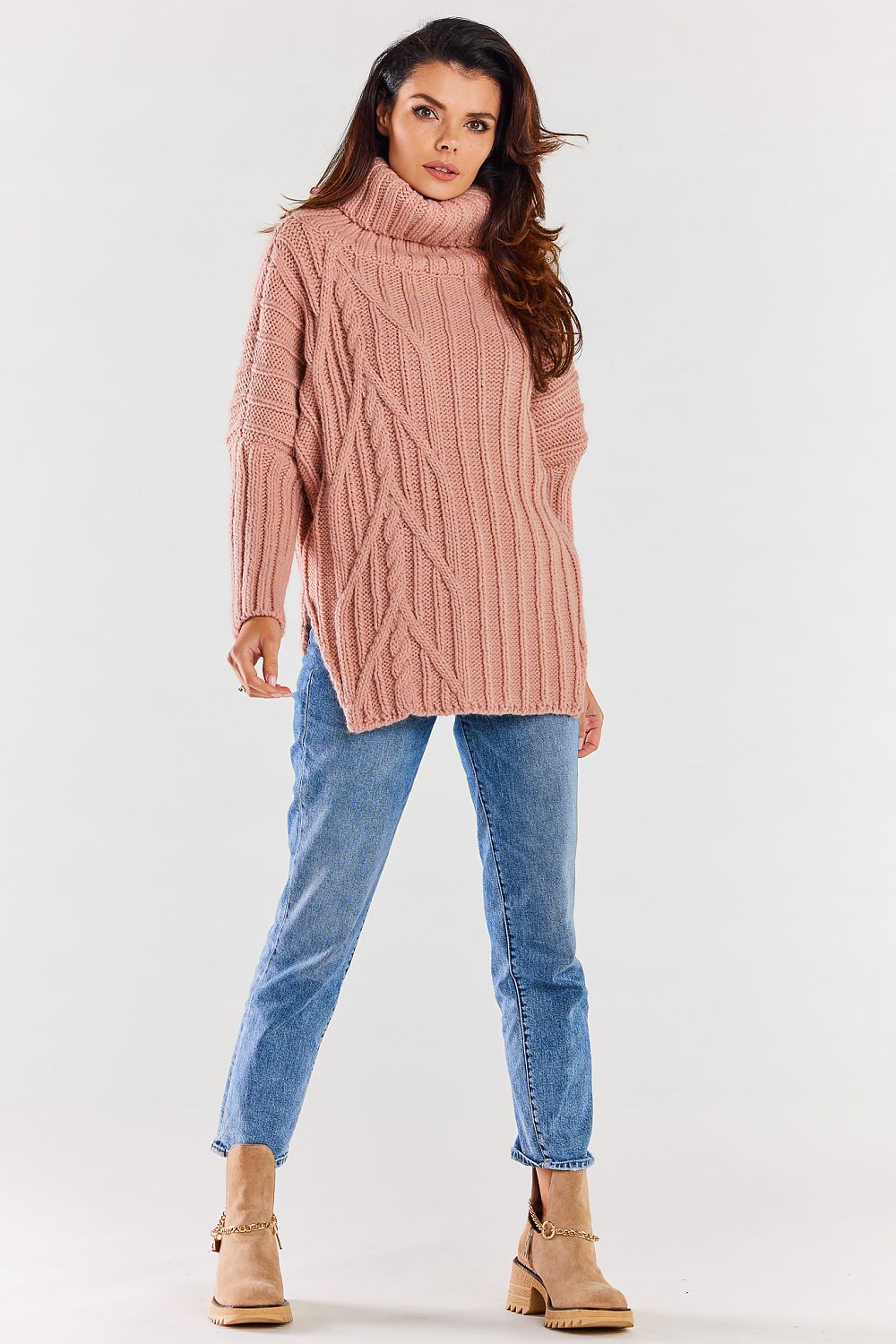  Turtleneck model 173938 awama 