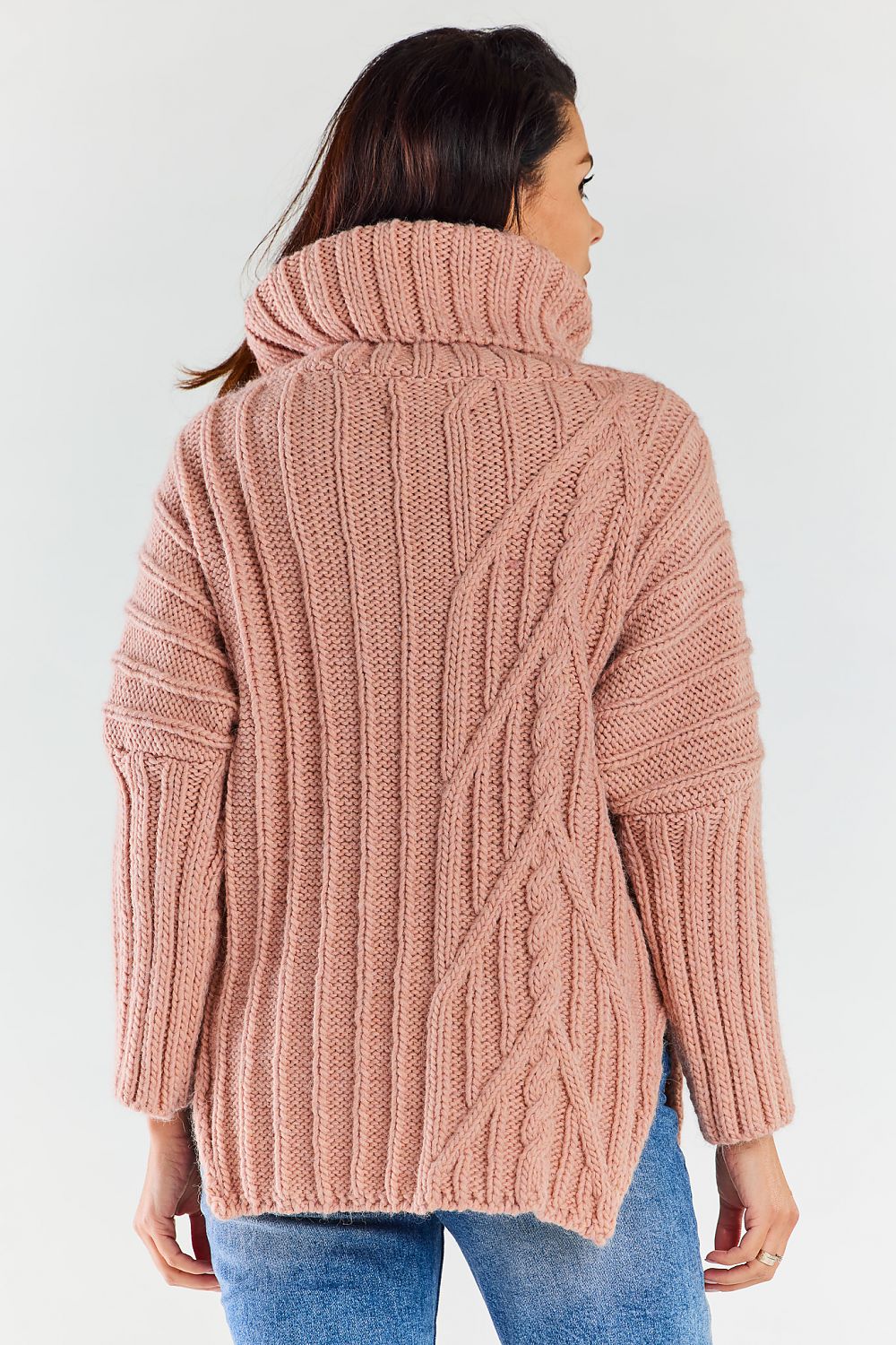  Turtleneck model 173938 awama 