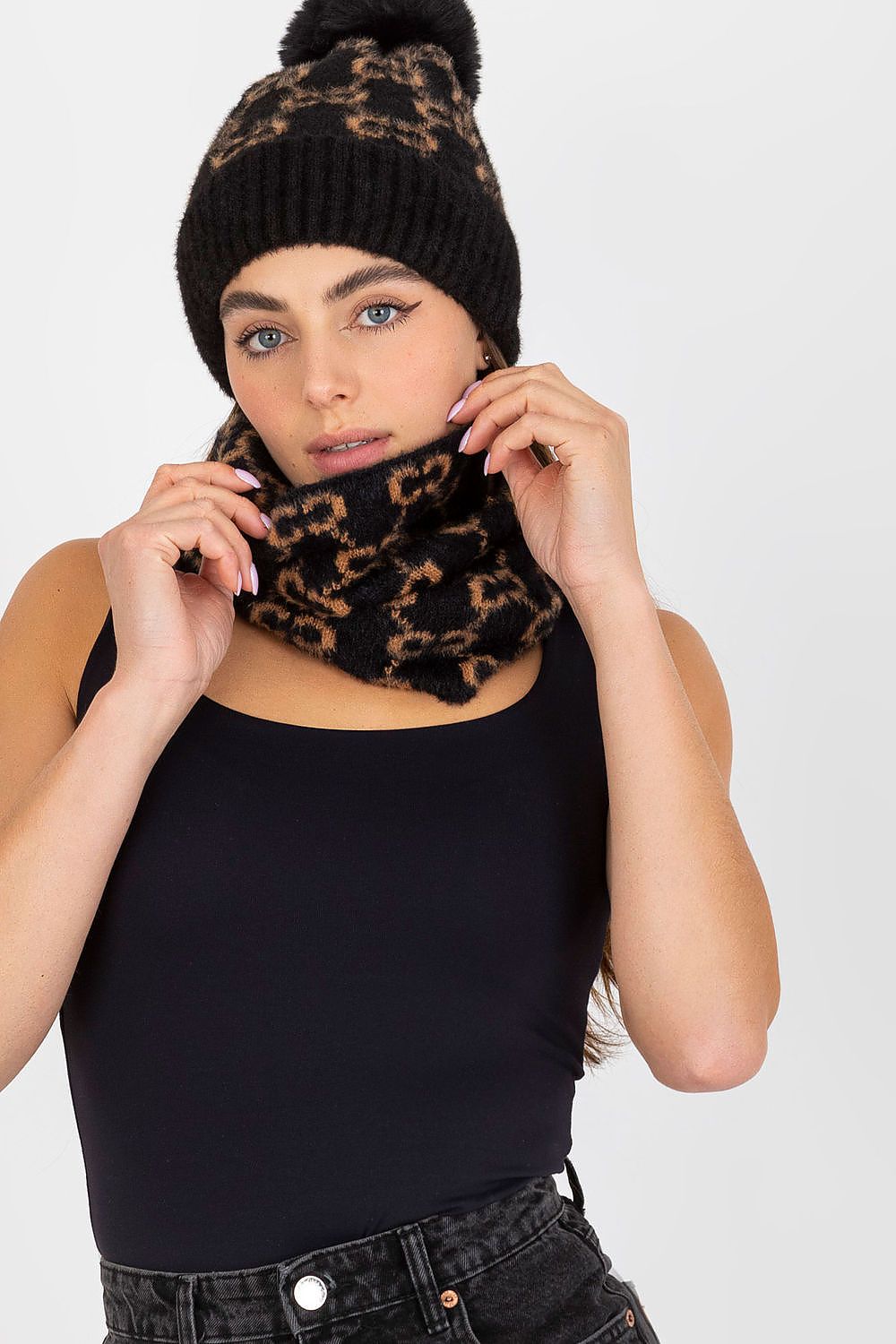 Infinity Scarf model 185918 AT 