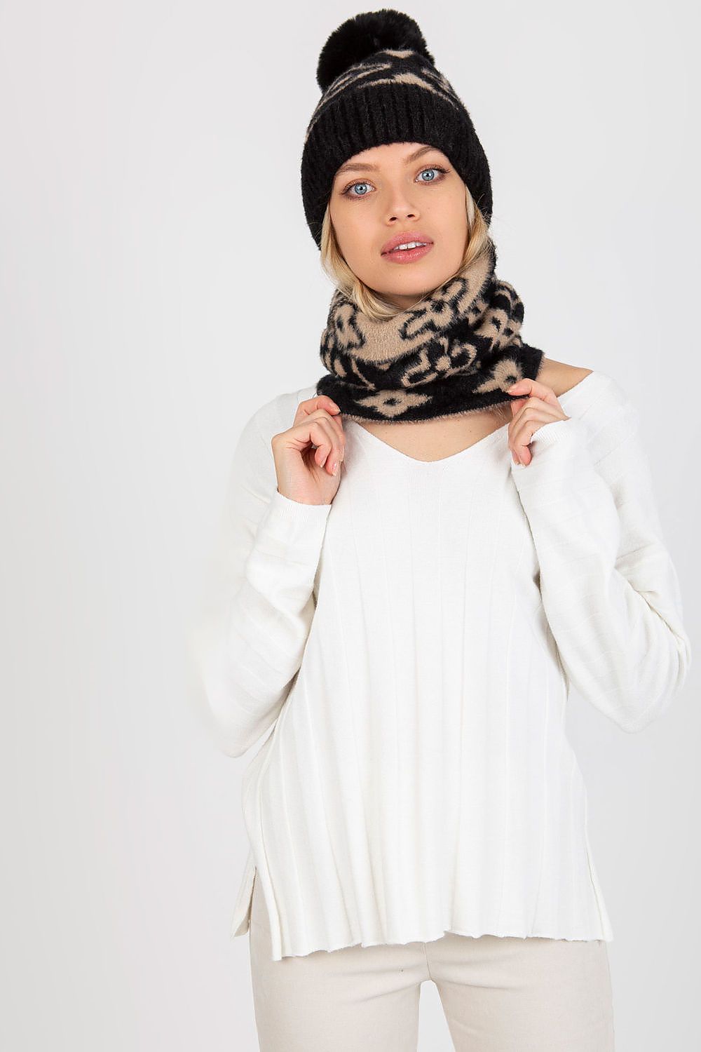  Infinity Scarf model 185922 AT 
