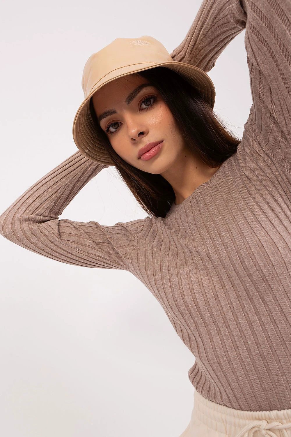Jumper Factory Classic Women's Long Sleeve Sweater - Timeless Elegant Design for Warmth and Versatile Outfits by Factory Price