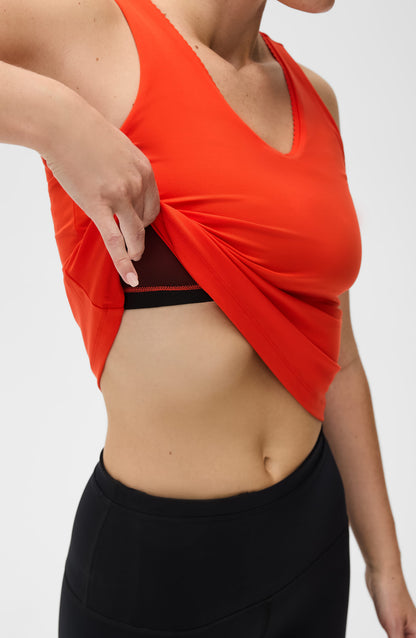 Quiet Contour Scallop-Neck Compression Tank