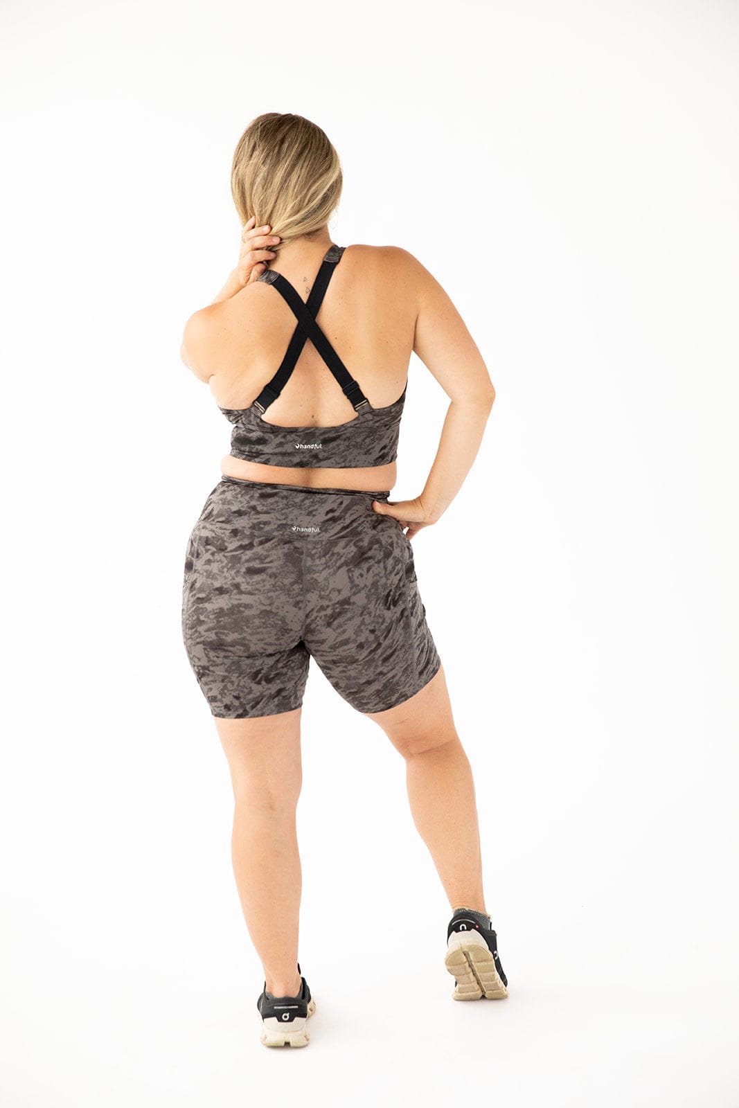 Hi Five High-Waisted Biker Short – Rock Steady (XS/S/M)